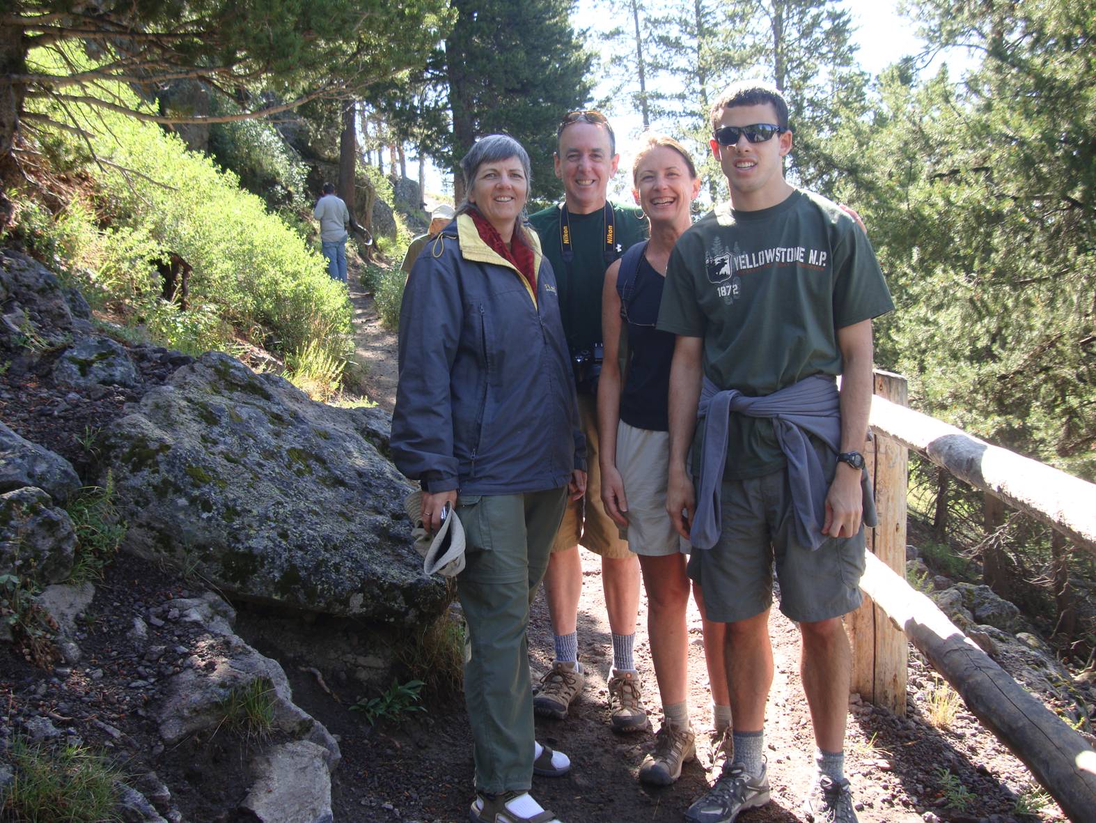 Picture: A family from... Louisiana?  Yellowstone trail to observation point.