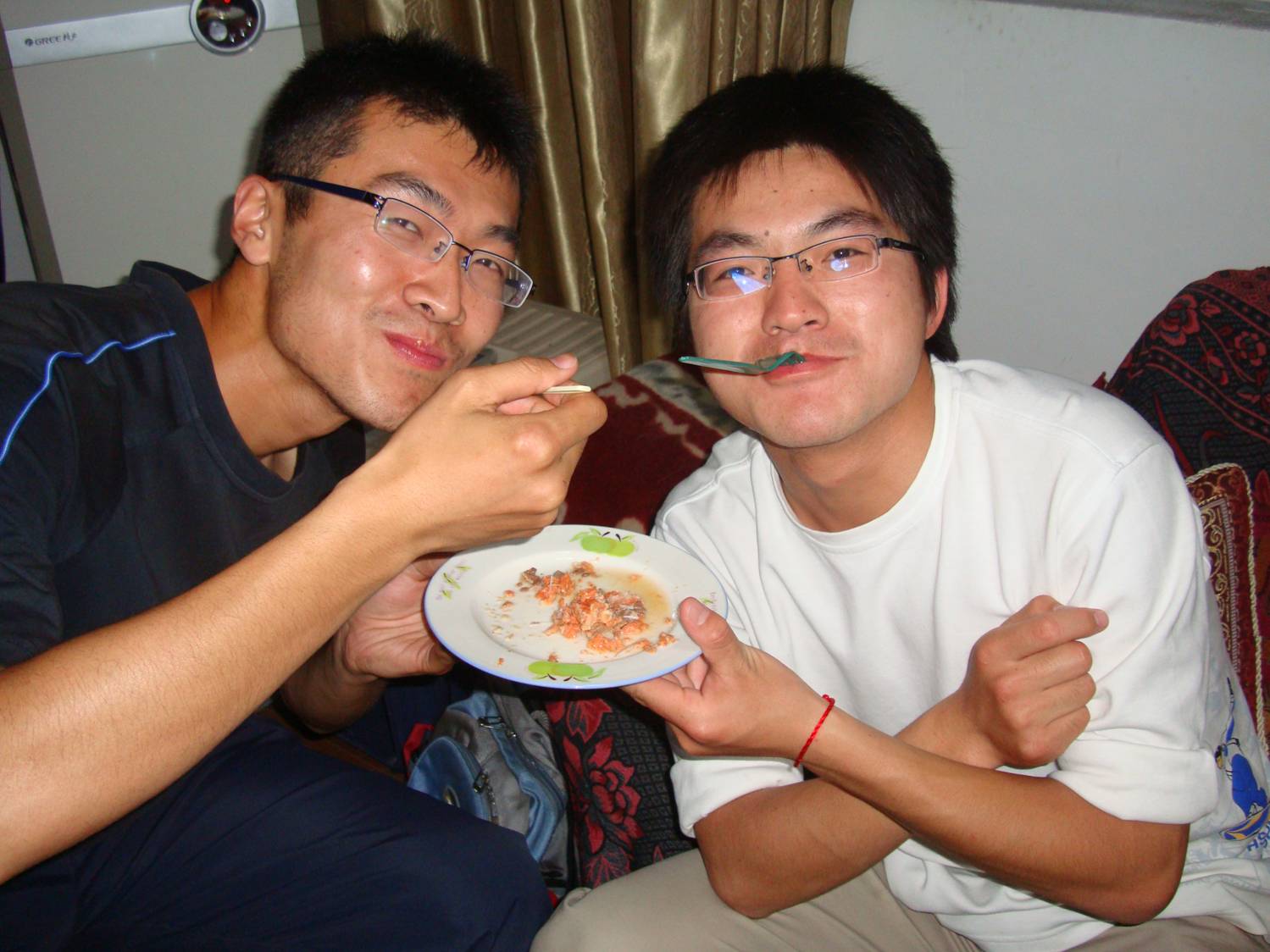 Our guests taste Pacific sockeye salmon at our Chinese corner,  Jiangnan University,  Wuxi,  China